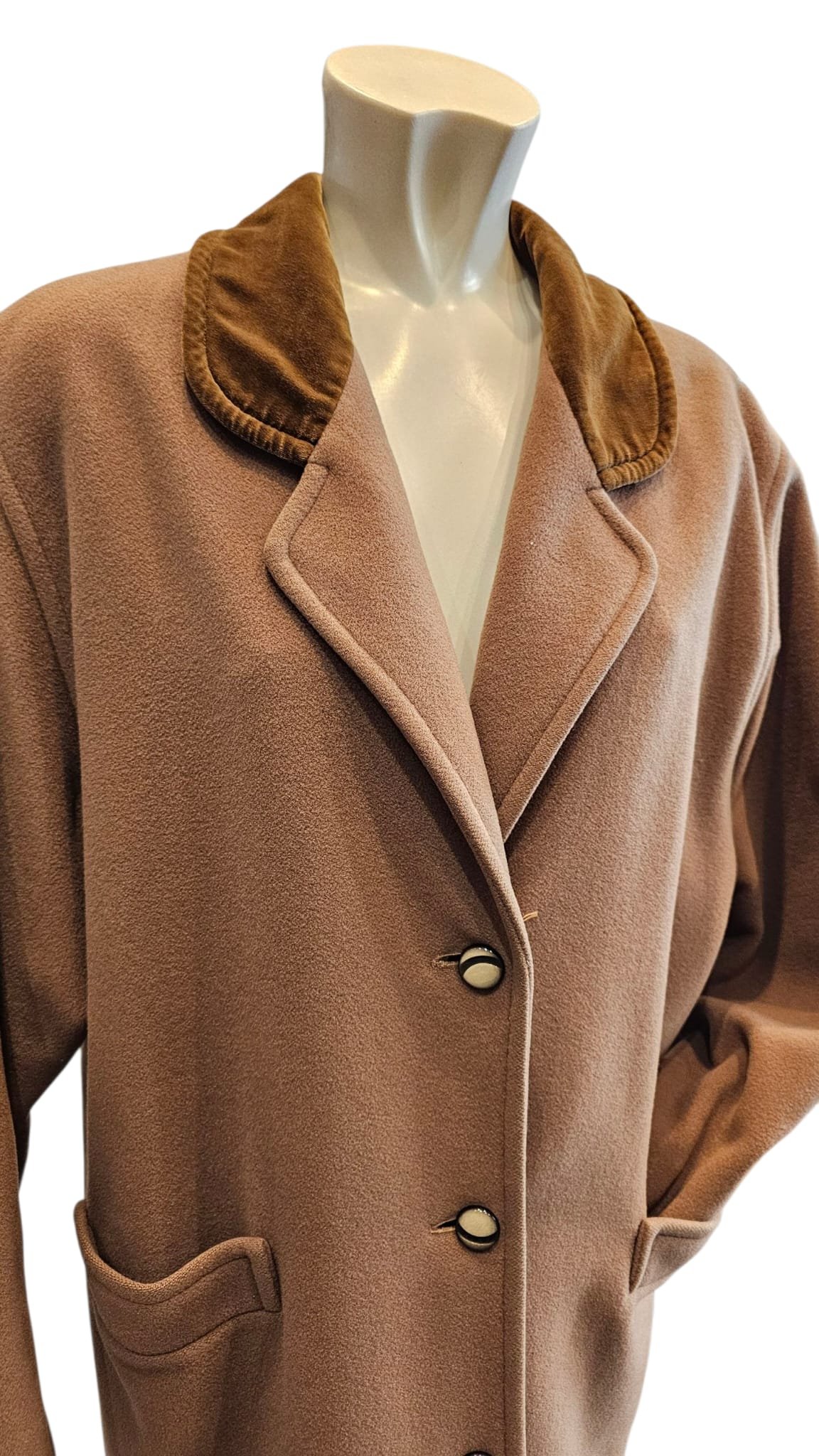 Cappotto Lungo Vintage Anni ’80 in Cashmere Taglia M – Eleganza Classica e Qualità Artigianale | Emanuella_P Second Hand Luxury Milano - immagine 2